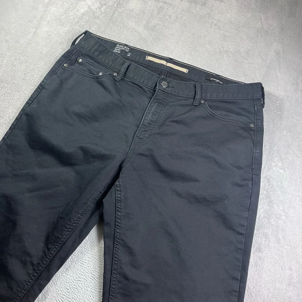Banana Republic Travel Jean Navy Blue Mens 38x28* Pants Athletic Fit‎